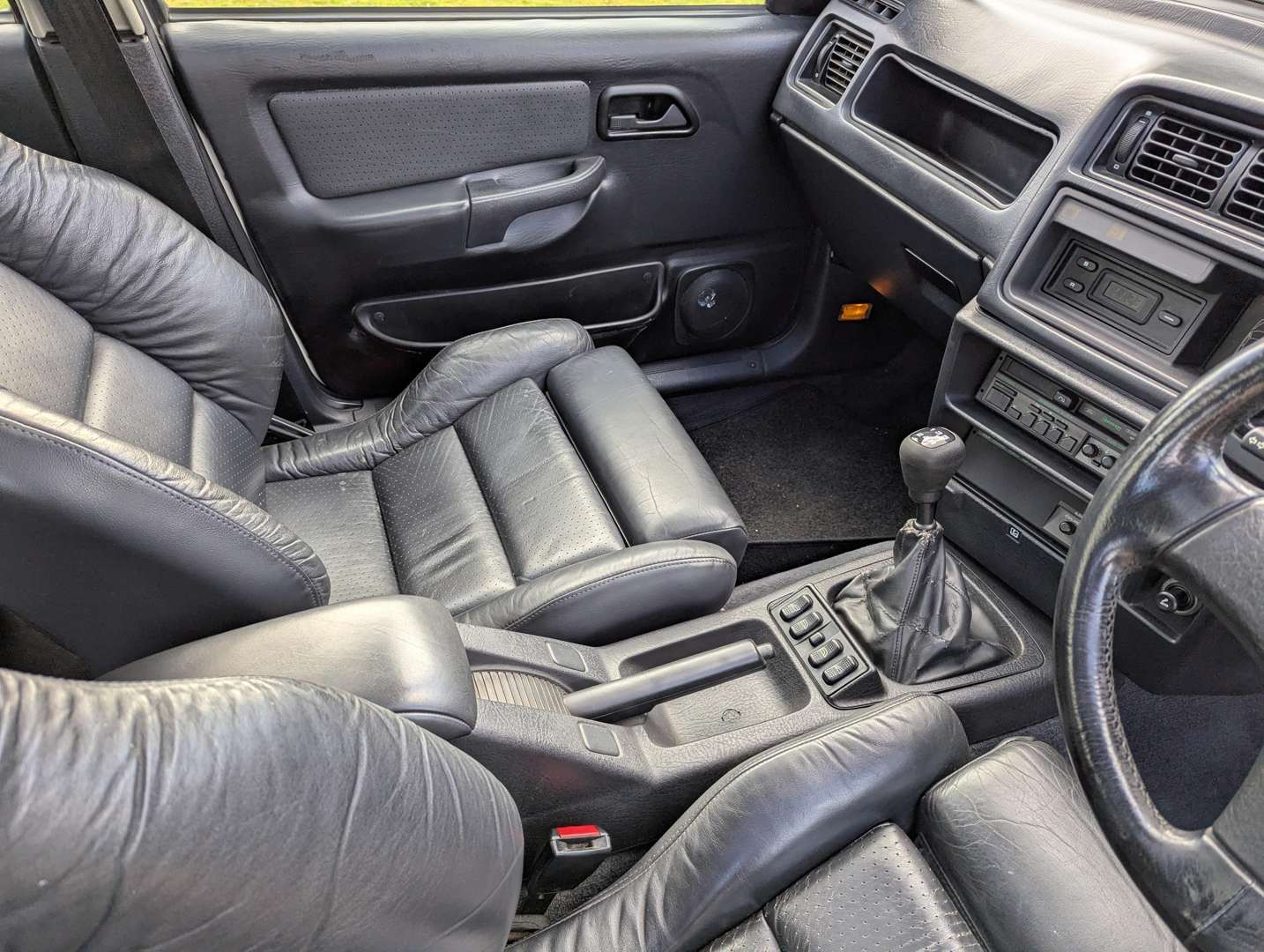 <p>1991 FORD SIERRA SAPPHIRE 4X4 RS COSWORTH</p>