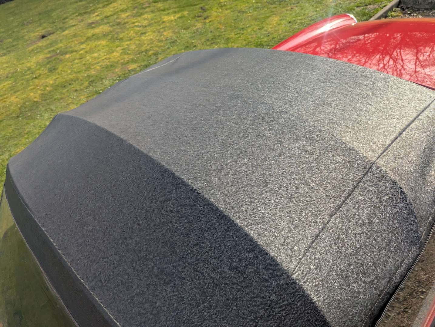 <p>1964 MG B ROADTSER</p>