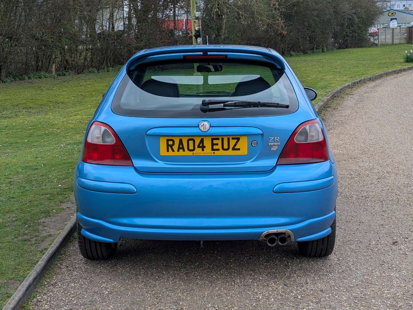 <p>2004 MG ZR</p>