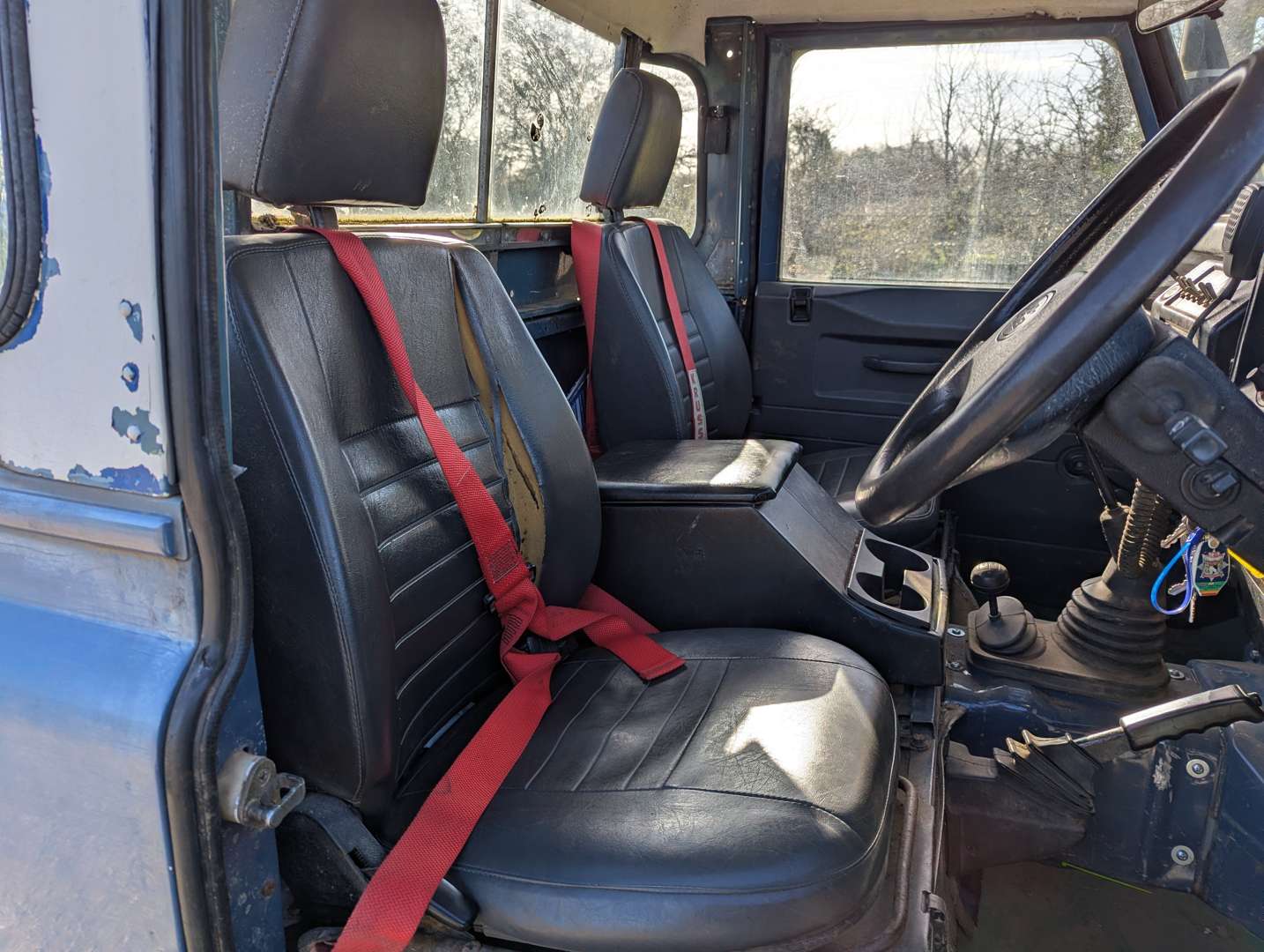 <p>1993 LAND ROVER DEFENDER 90 TRUCK CAB</p>