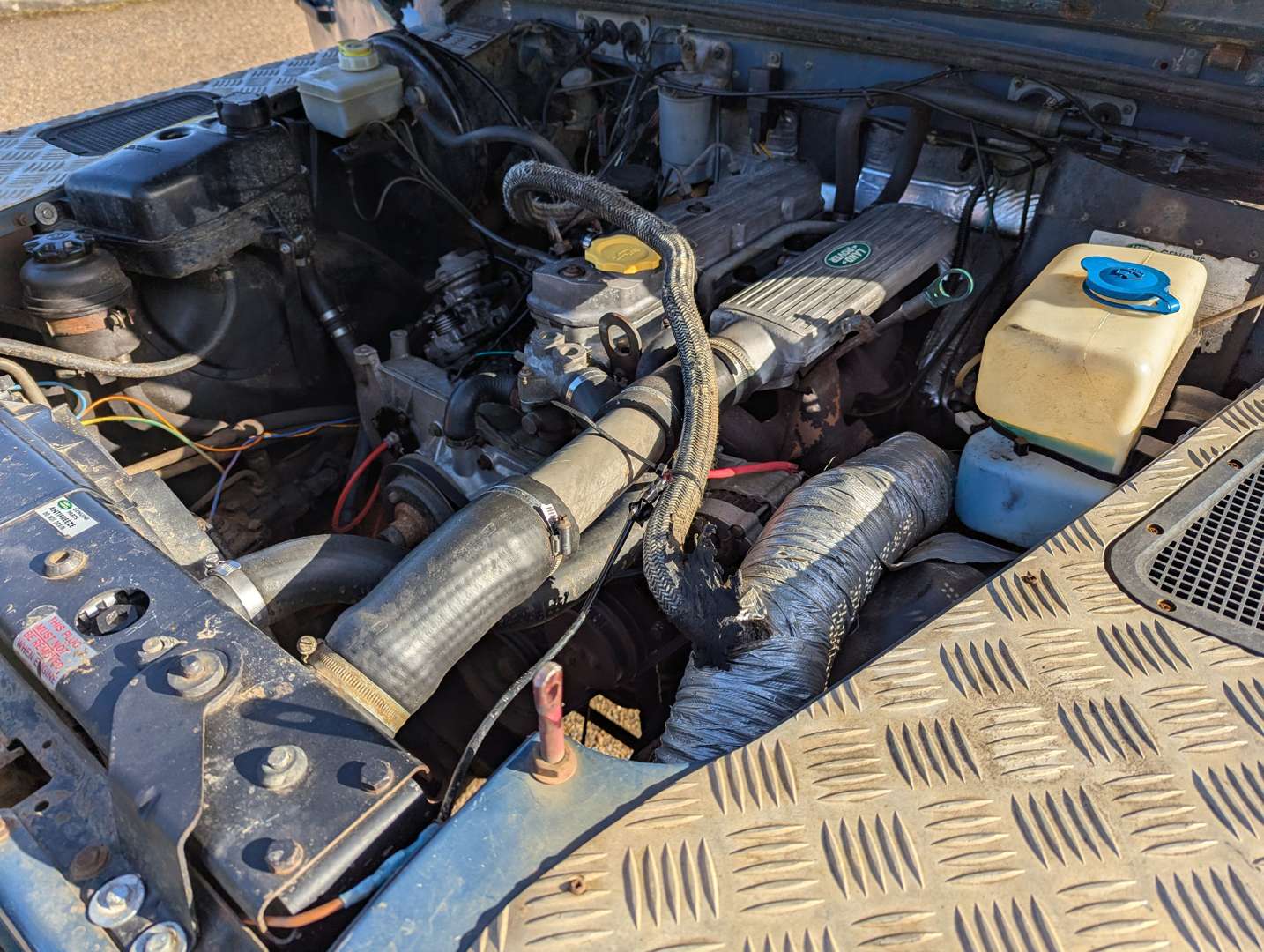 <p>1993 LAND ROVER DEFENDER 90 TRUCK CAB</p>