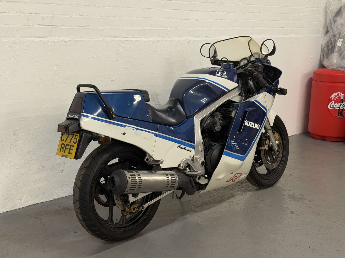 <p>1986 SUZUKI GSXR 1100</p>