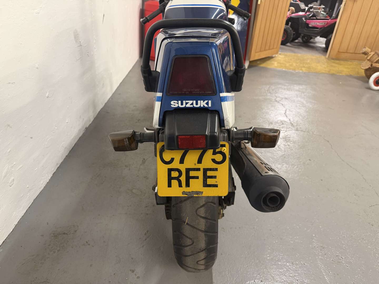 <p>1986 SUZUKI GSXR 1100</p>