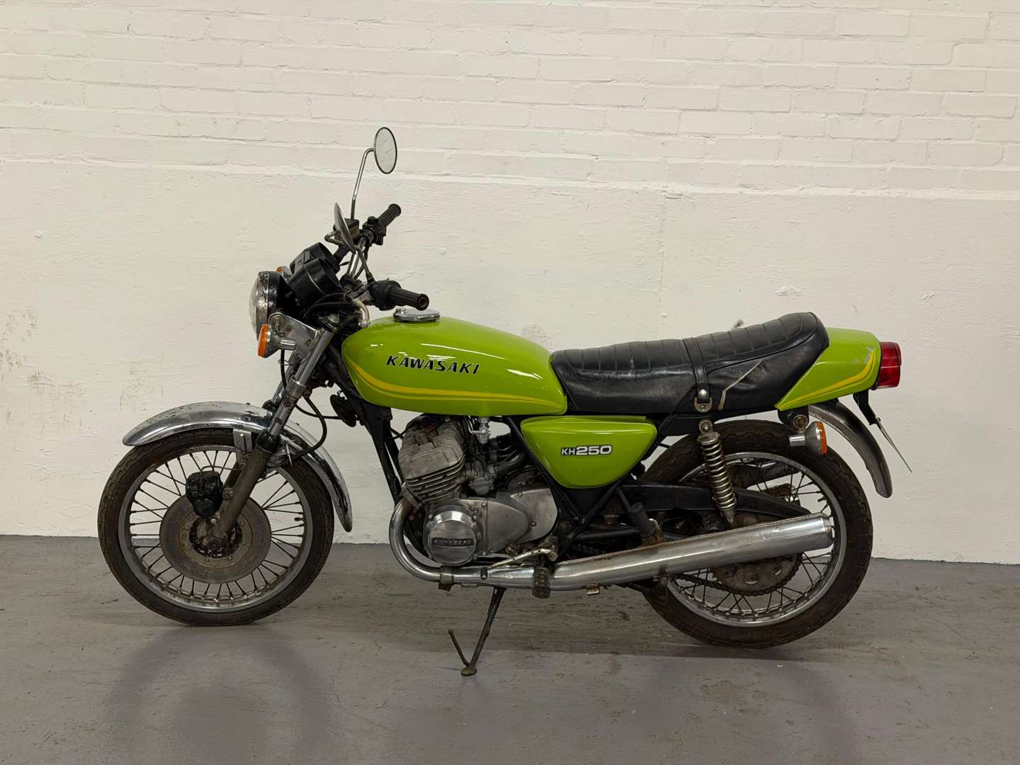 <p>1978 KAWASAKI KH 250 B3</p>