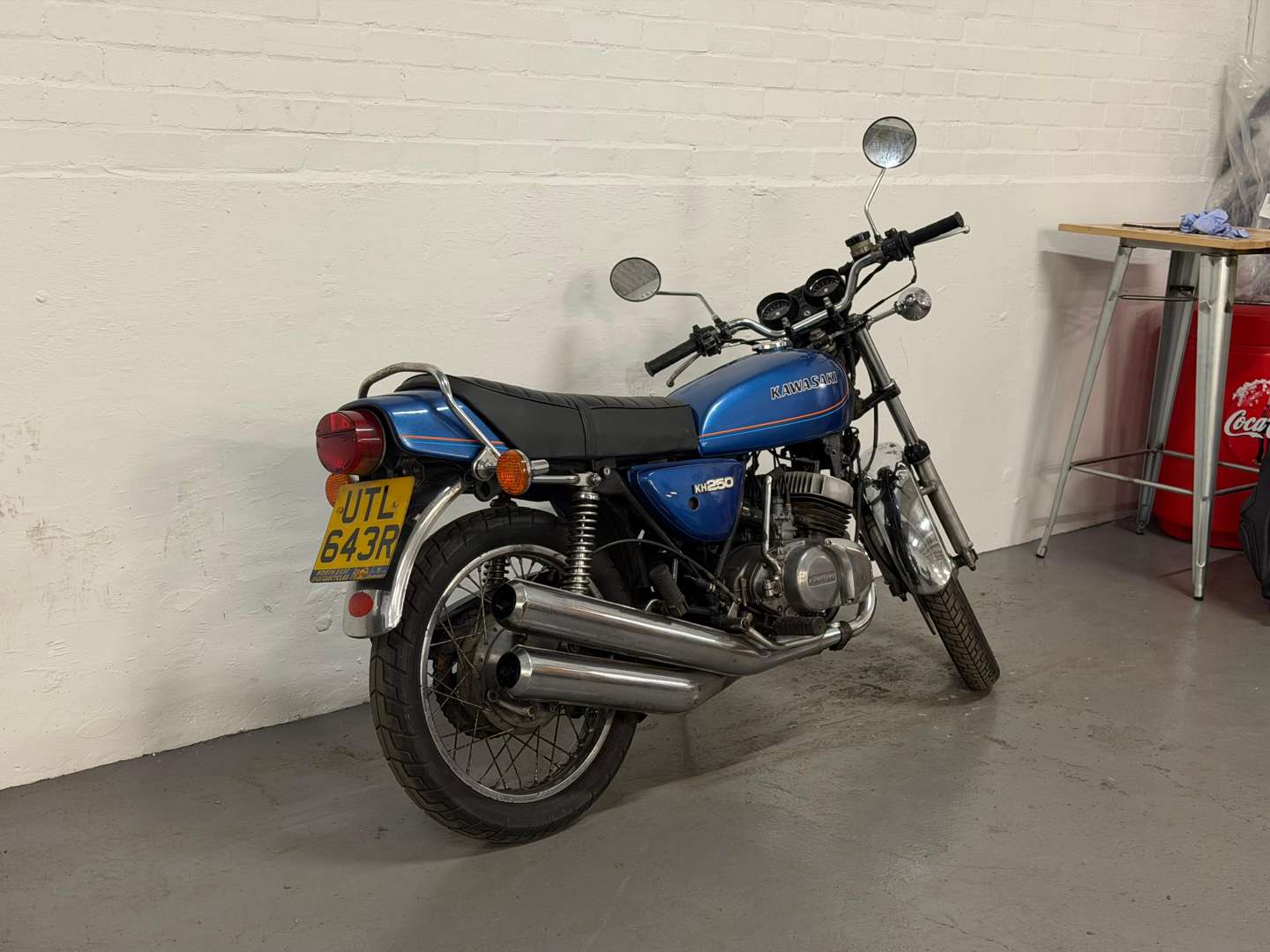 <p>1977 KAWASAKI KH 250 B2</p>