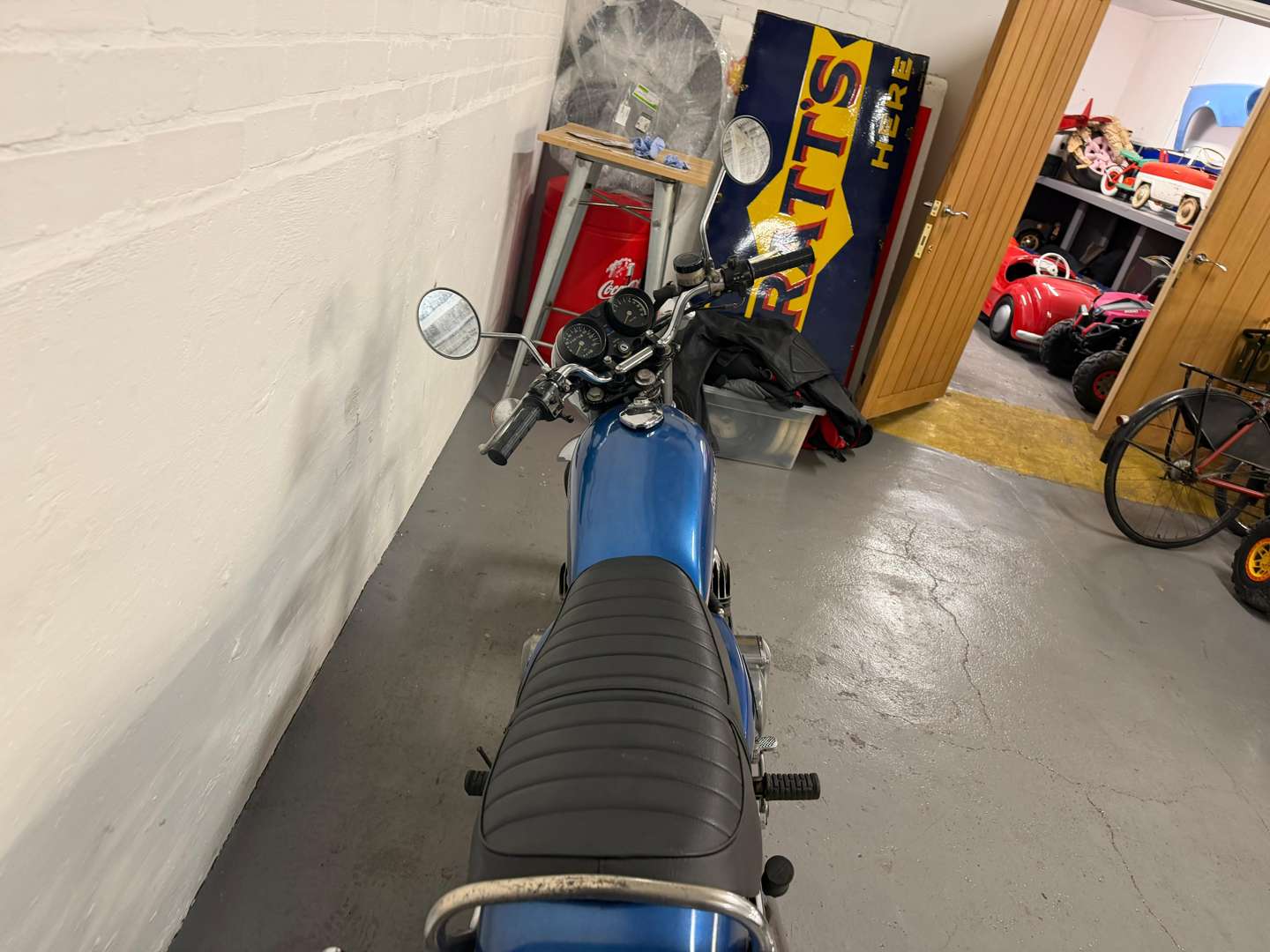 <p>1977 KAWASAKI KH 250 B2</p>