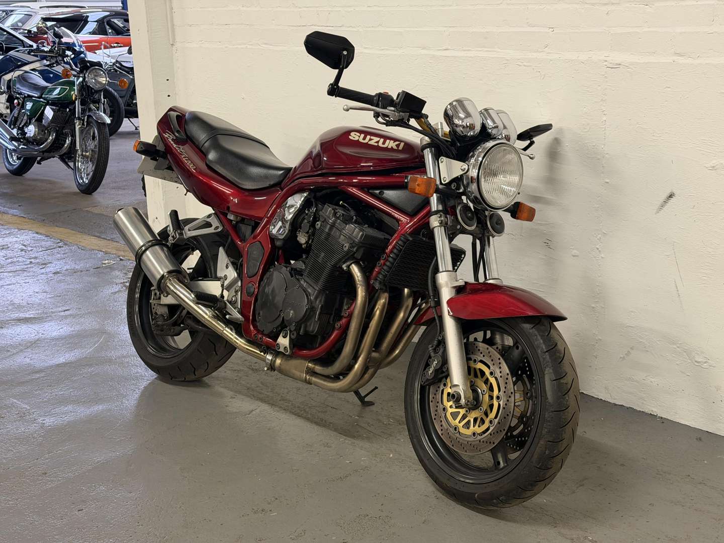 <p>1997 SUZUKI BANDIT GSF 1200 V</p>