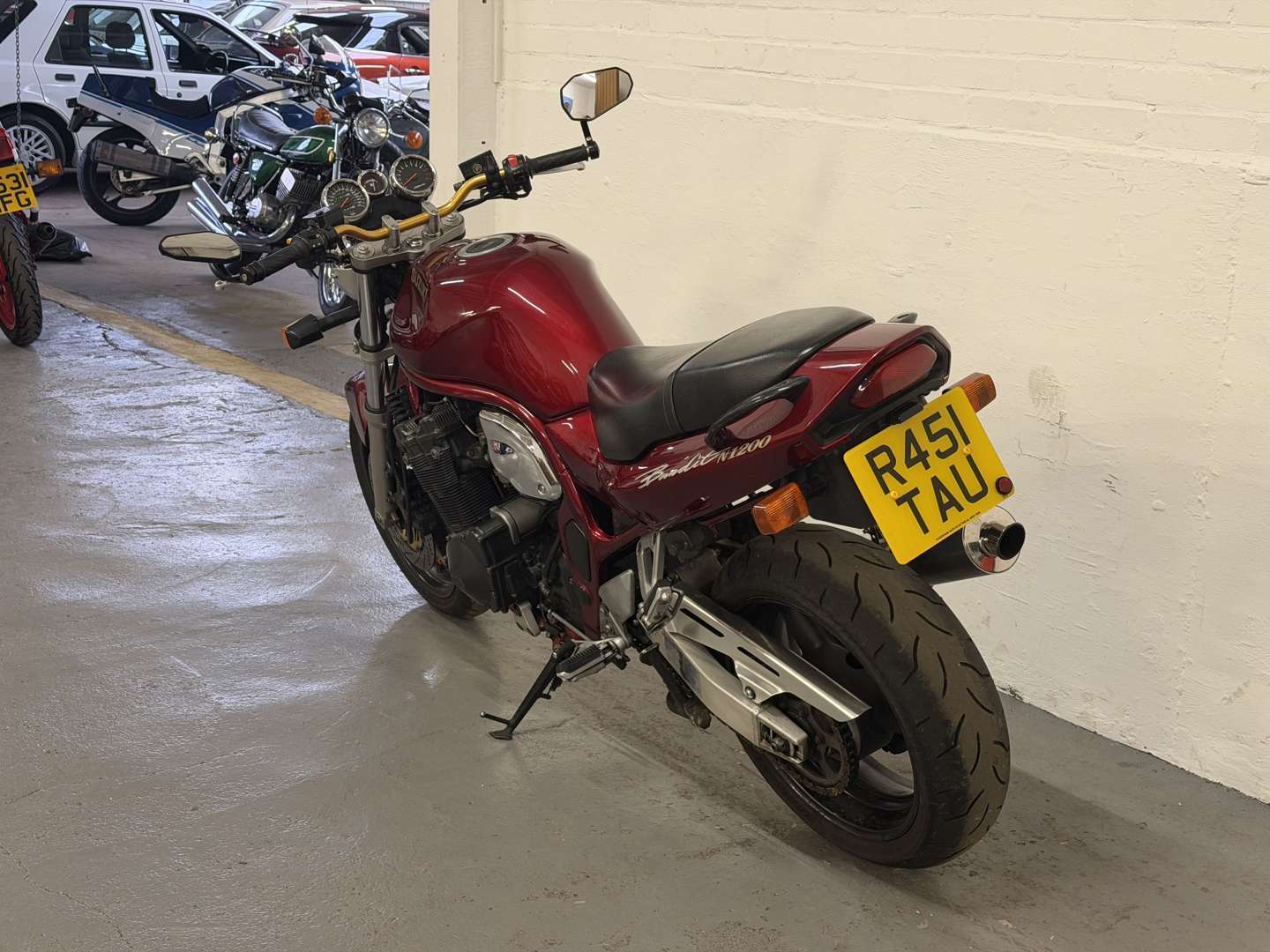 <p>1997 SUZUKI BANDIT GSF 1200 V</p>