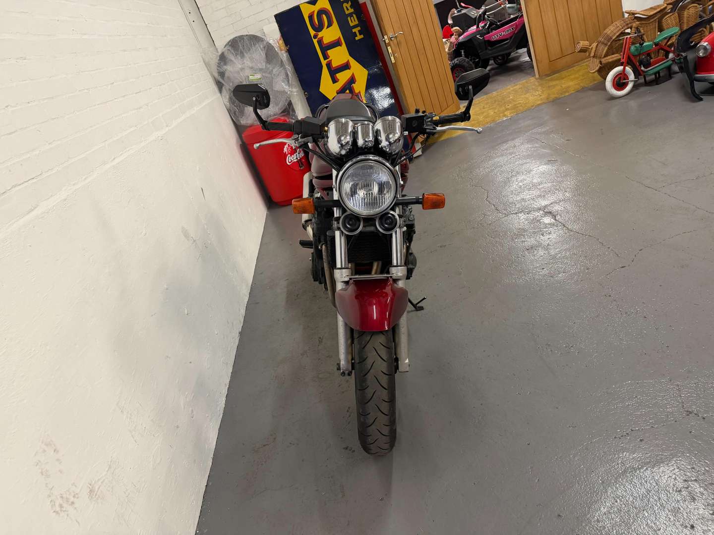 <p>1997 SUZUKI BANDIT GSF 1200 V</p>