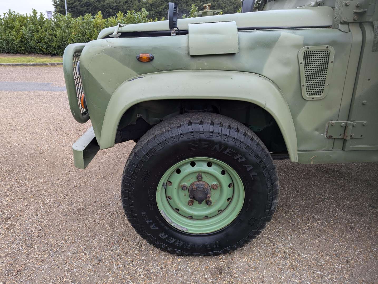 <p>1993 LAND ROVER 110 VPK ‘SNATCH’</p>