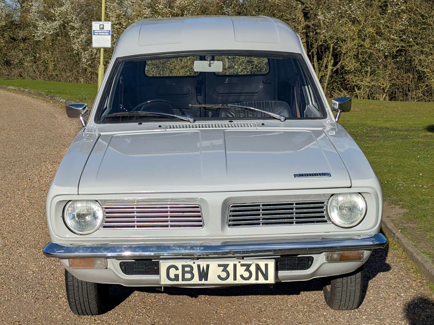 <p>1974 MORRIS MARINA 7 CWT 1300 VAN</p>