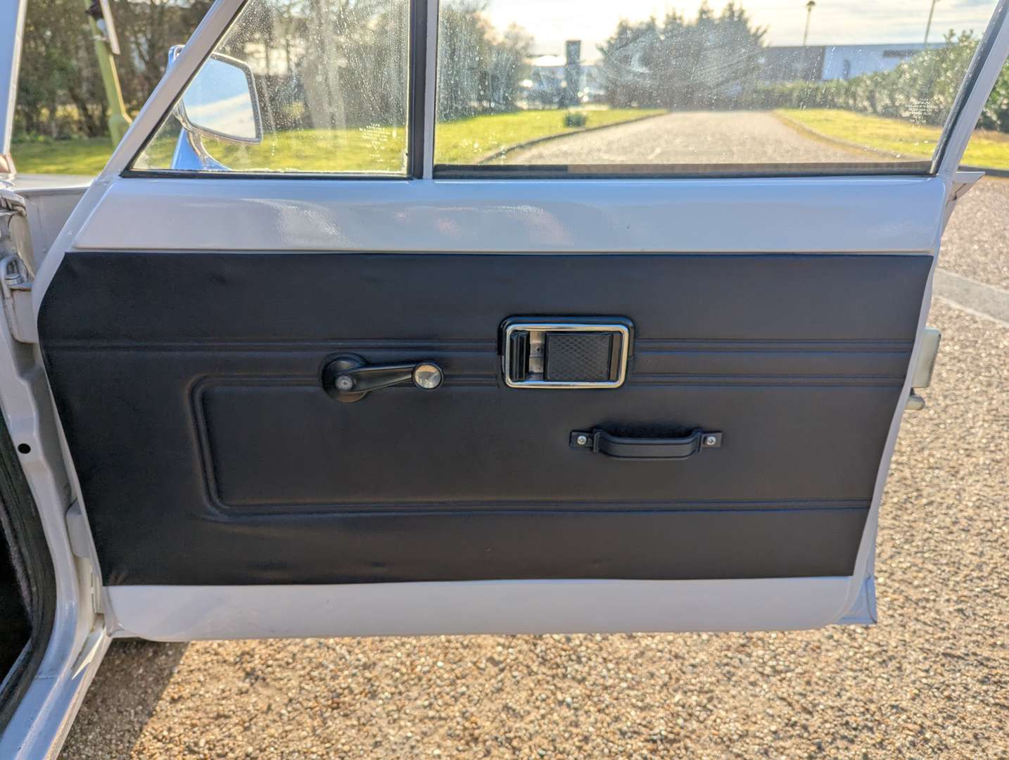 <p>1974 MORRIS MARINA 7 CWT 1300 VAN</p>