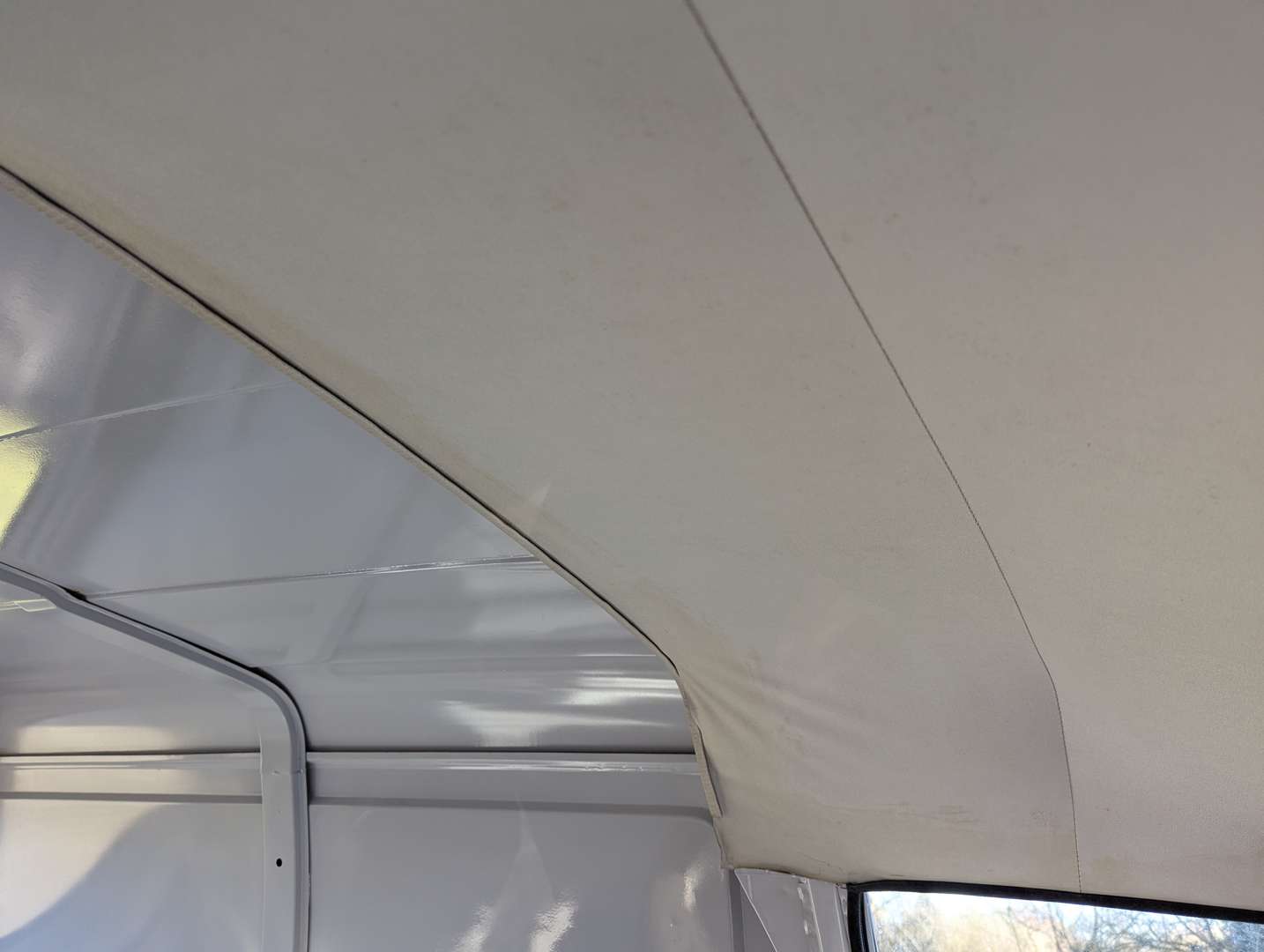 <p>1974 MORRIS MARINA 7 CWT 1300 VAN</p>