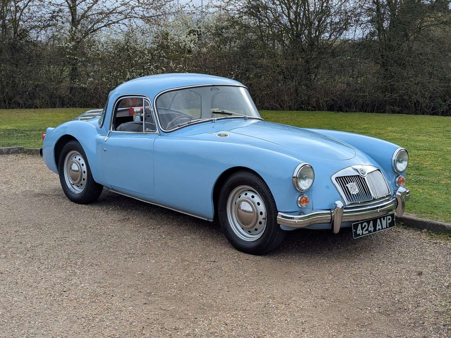 <p>1960 MG A COUPE</p>