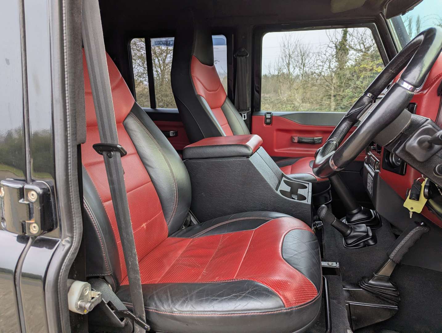 <p>2007 LAND ROVER DEFENDER 110</p>