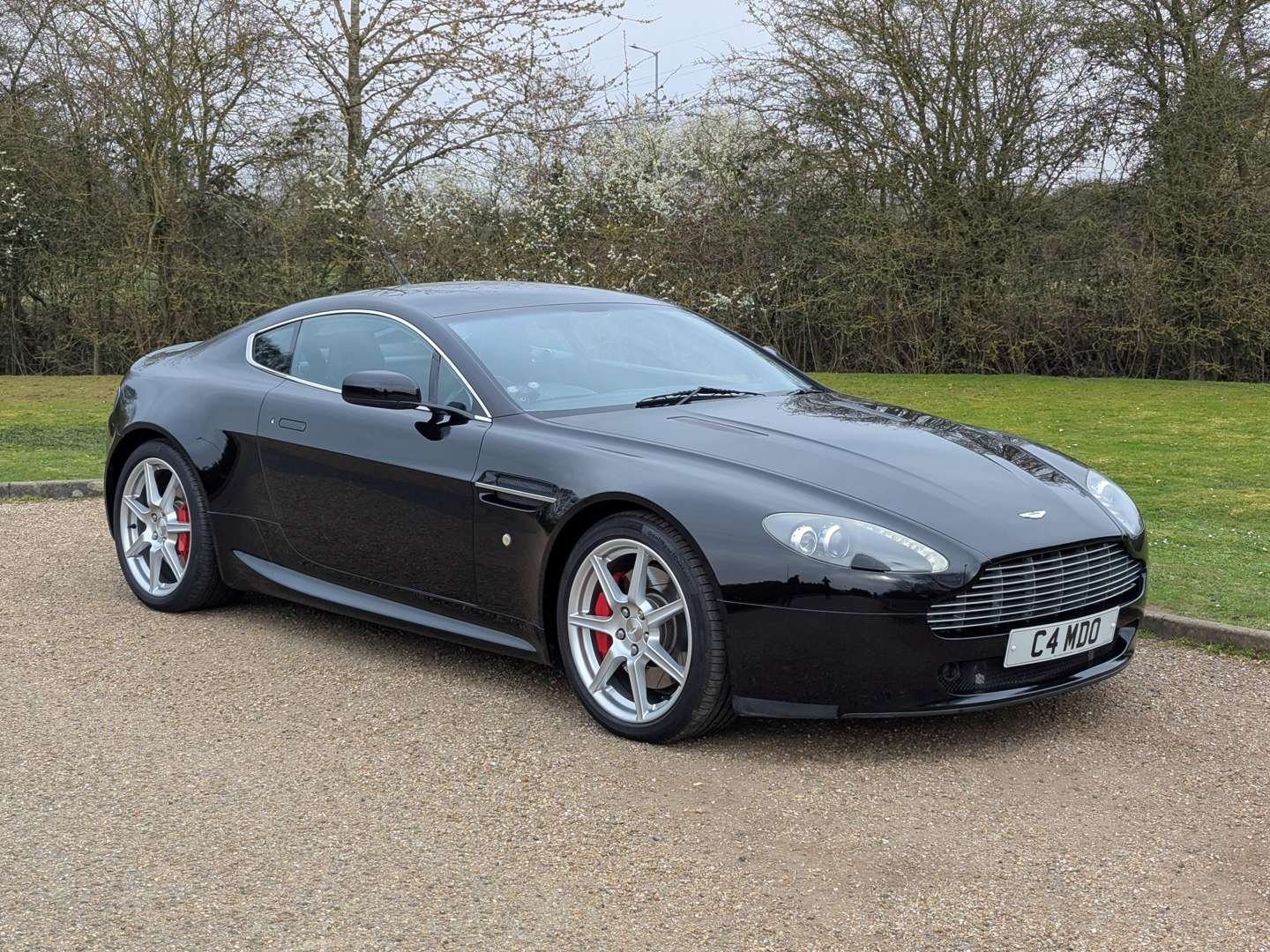 <p>2007 ASTON MARTIN V8 VANTAGE</p>