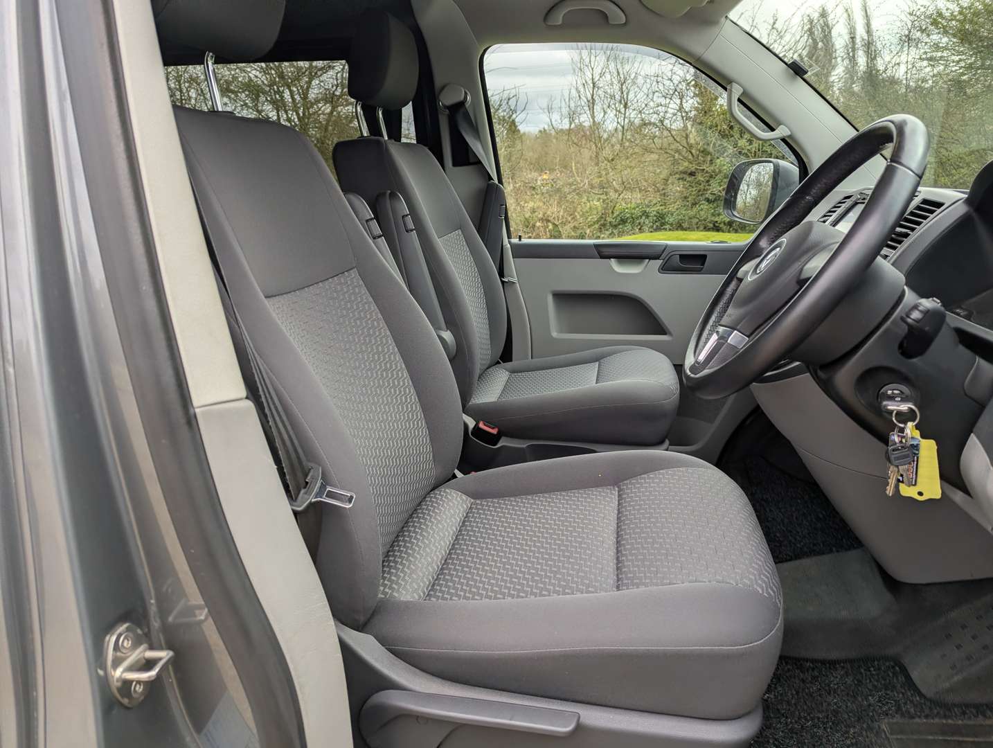 <p>2014 VW TRANSPORTER T28 HIGHLINE</p>