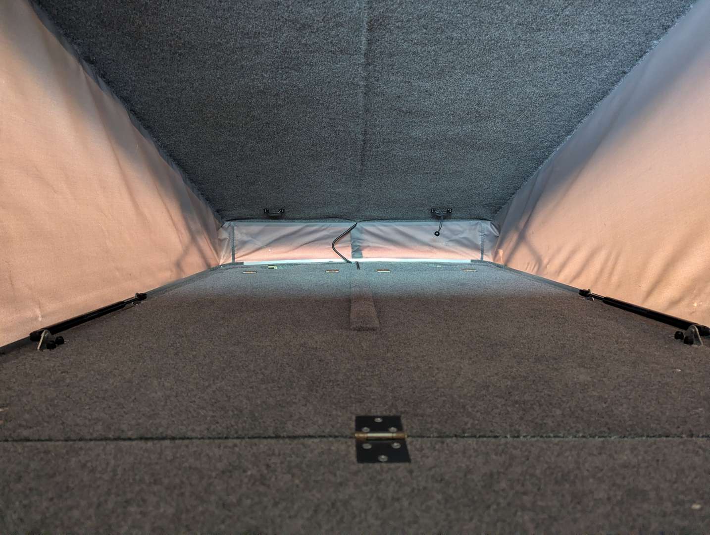 <p>2014 VW TRANSPORTER T28 HIGHLINE</p>