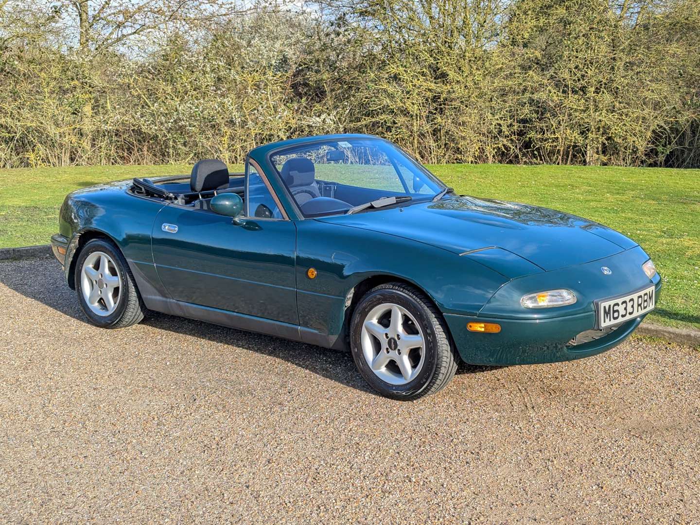 <p>1994 MAZDA MX-5</p>
