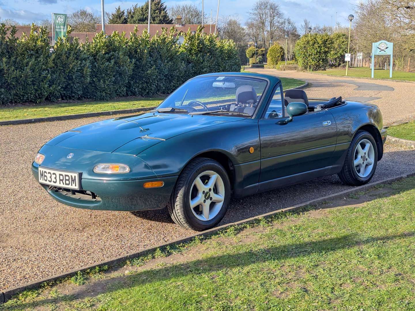 <p>1994 MAZDA MX-5</p>