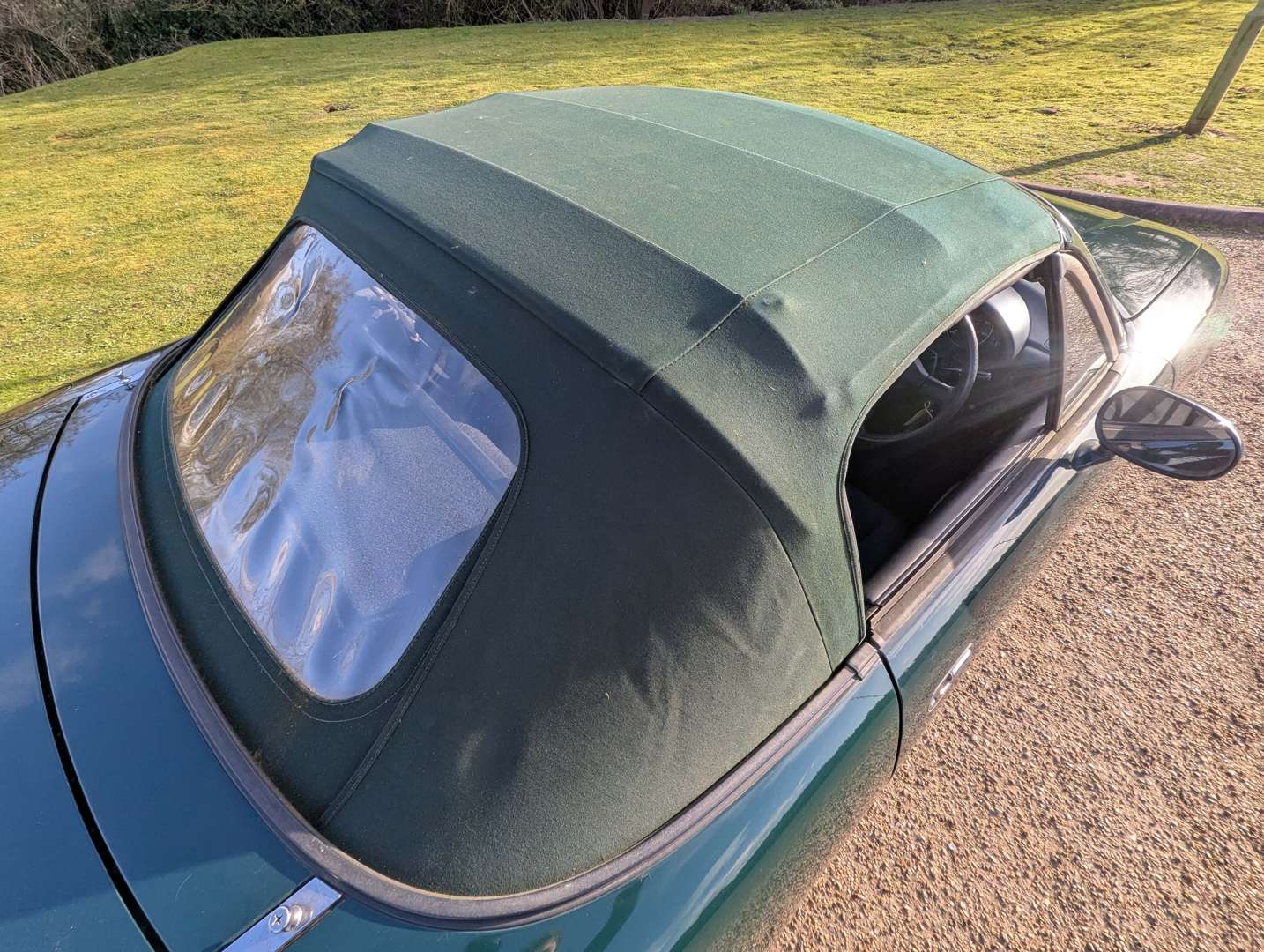 <p>1994 MAZDA MX-5</p>