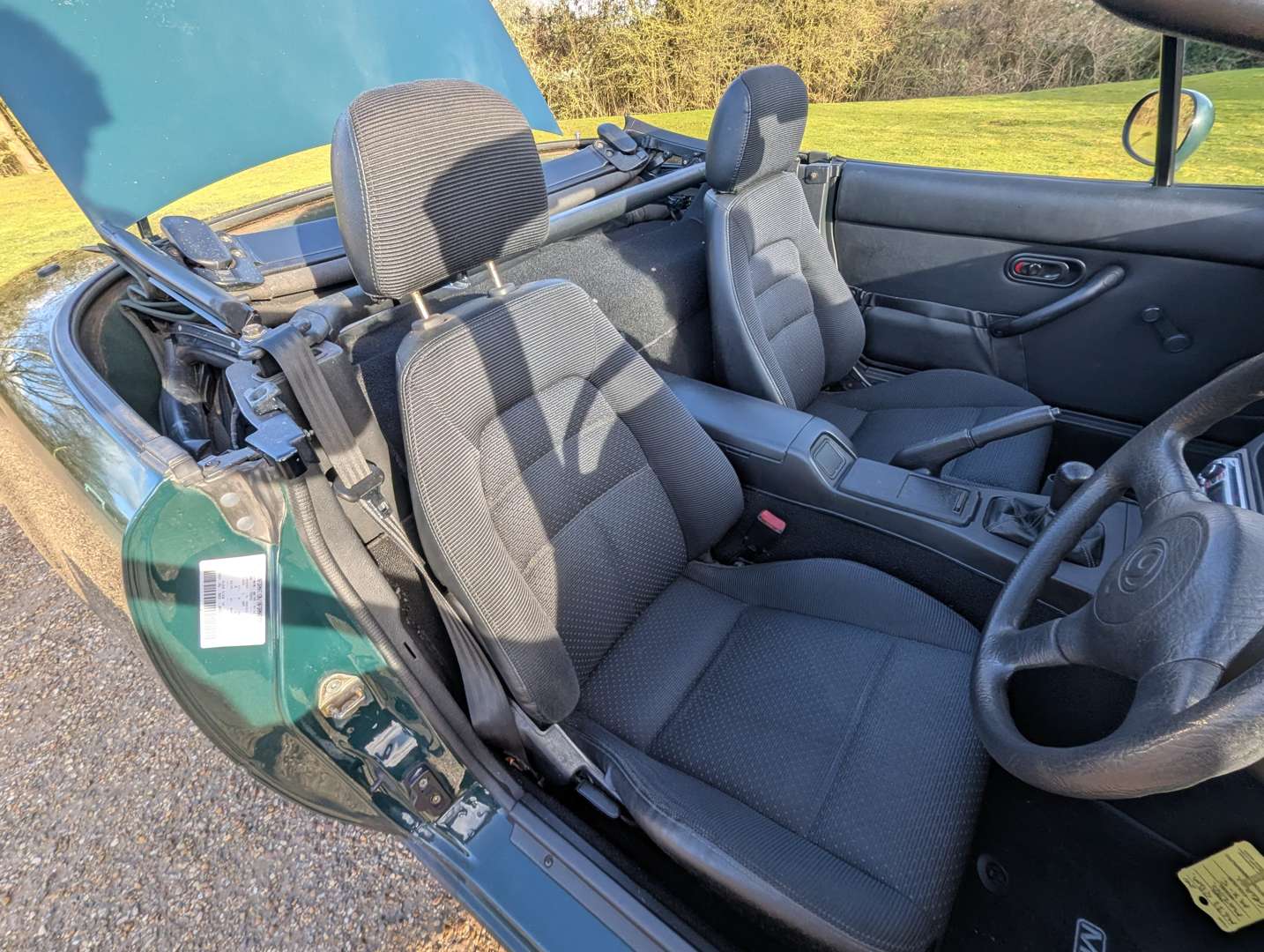 <p>1994 MAZDA MX-5</p>