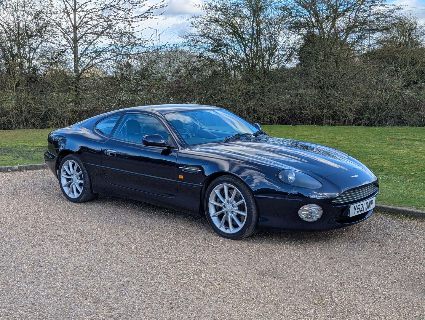 <p>2001 ASTON MARTIN DB7 VANTAGE AUTO</p>