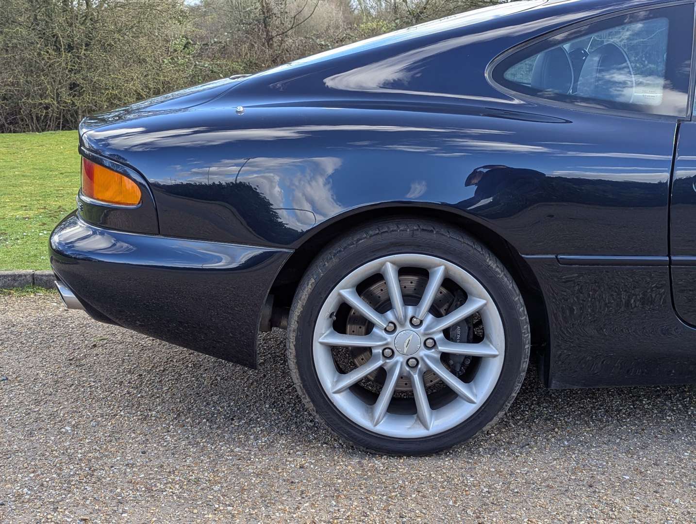<p>2001 ASTON MARTIN DB7 VANTAGE AUTO</p>