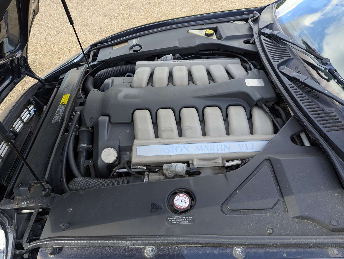 <p>2001 ASTON MARTIN DB7 VANTAGE AUTO</p>