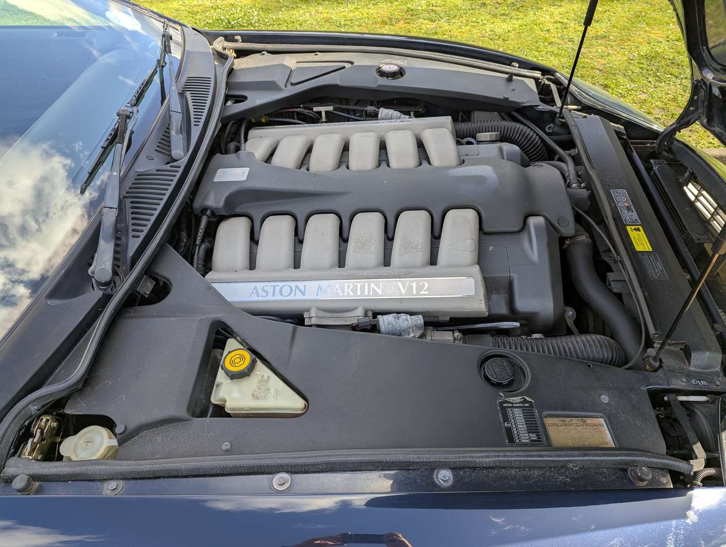 <p>2001 ASTON MARTIN DB7 VANTAGE AUTO</p>