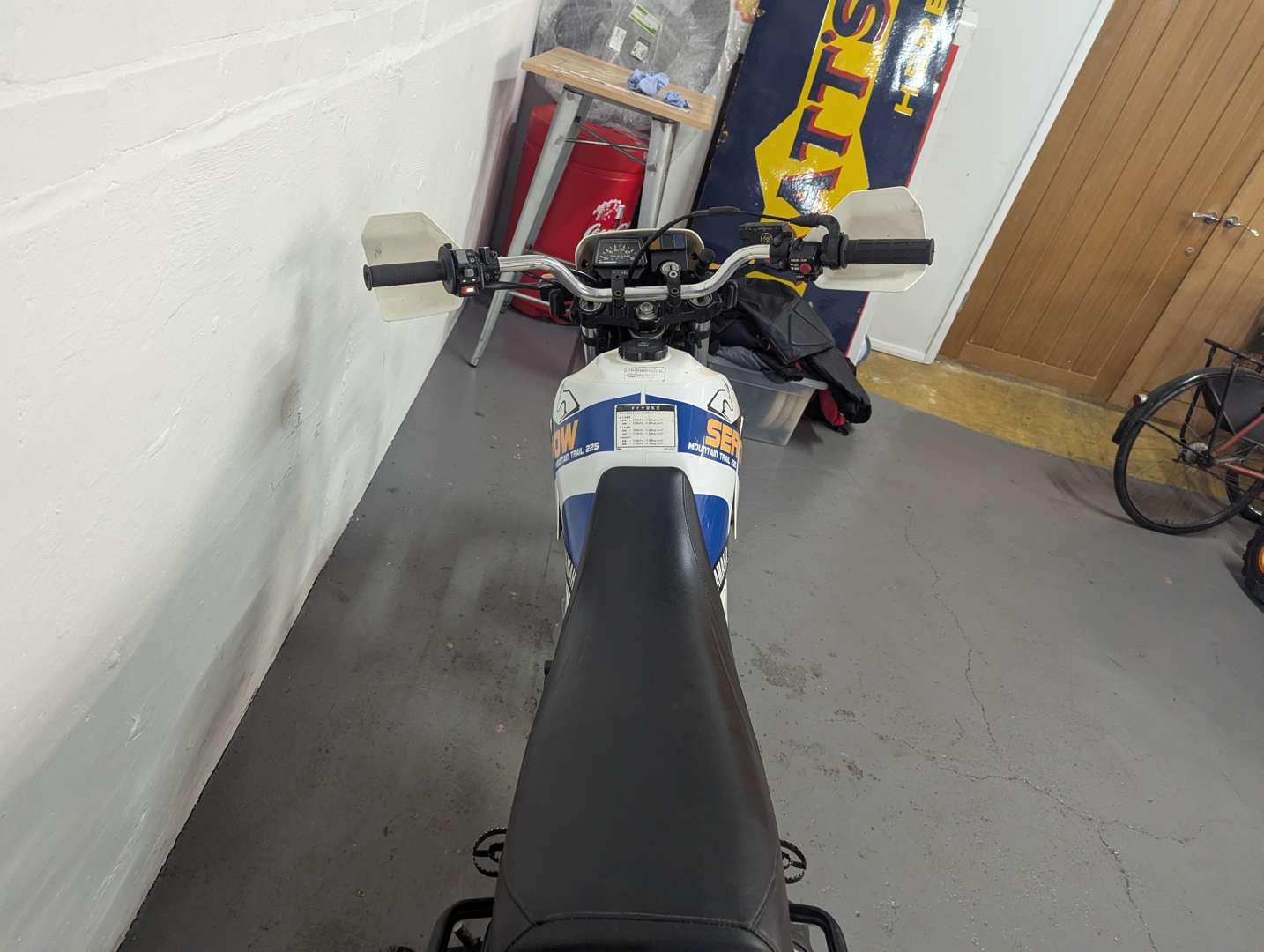 <p>1989 YAMAHA XT SEROW 225</p>