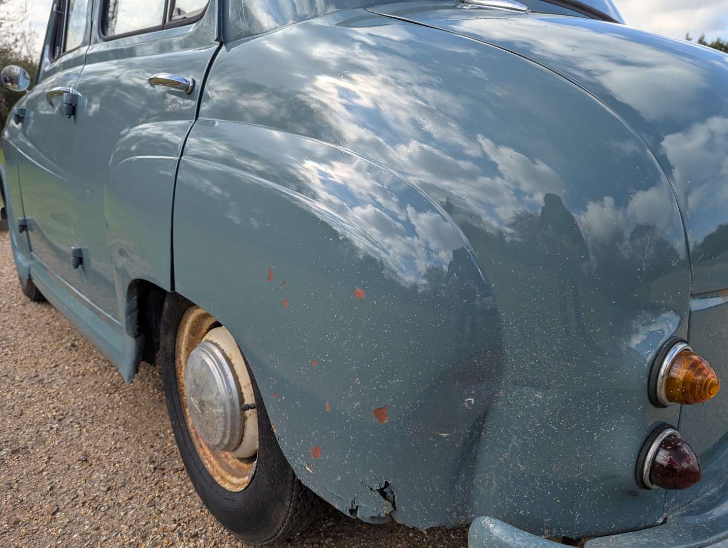 <p>1959 AUSTIN A35 SALOON&nbsp;</p>