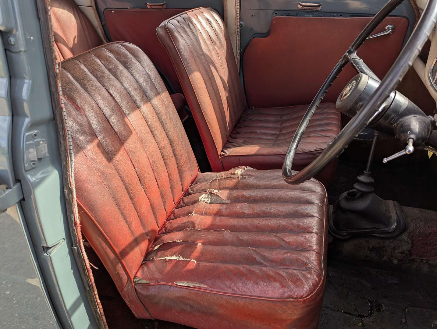 <p>1959 AUSTIN A35 SALOON&nbsp;</p>