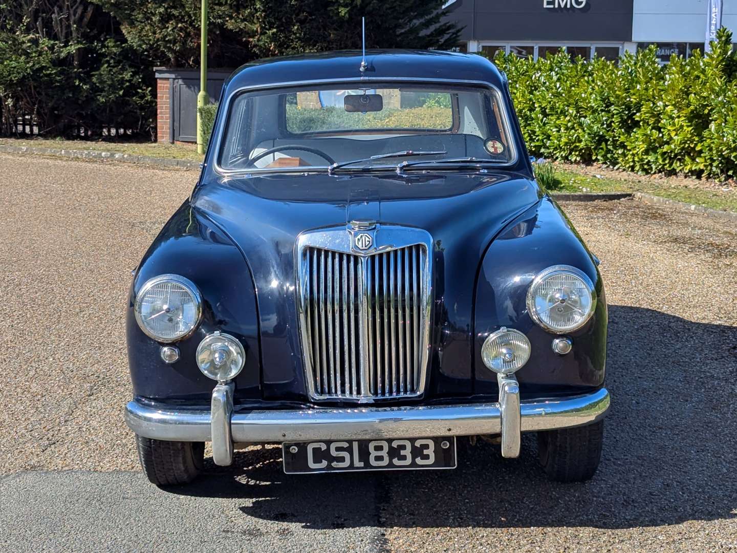 <p>1958 MG MAGNETTE</p>