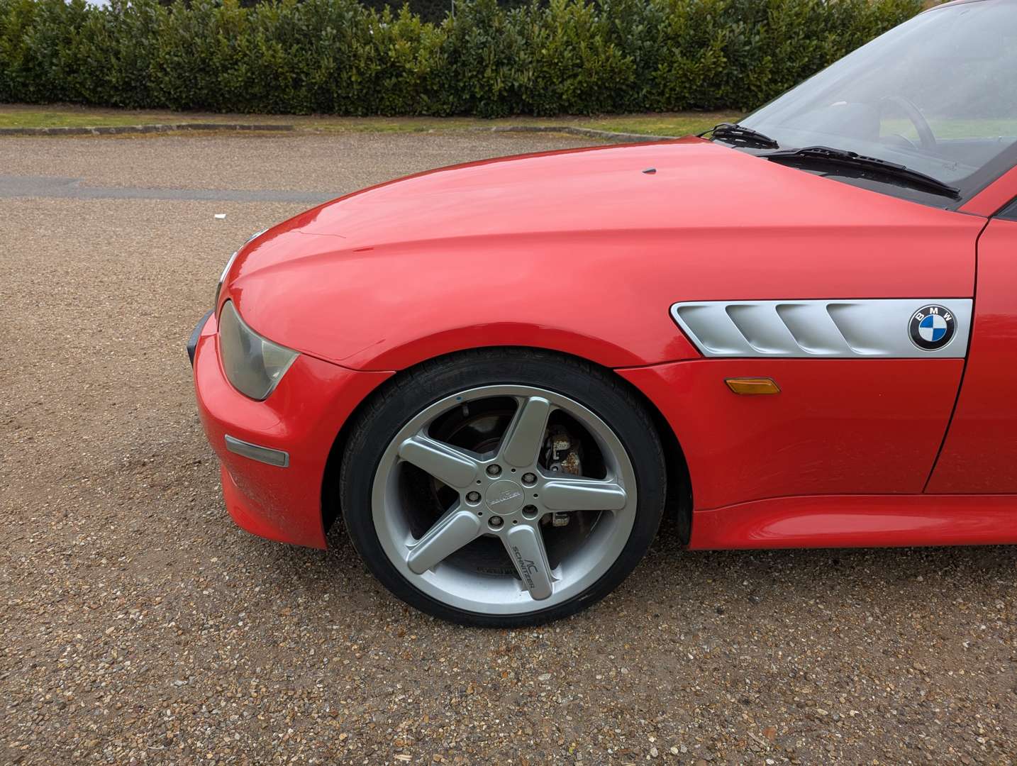 <p>1998 BMW Z3 2.8 WIDEBODY</p>