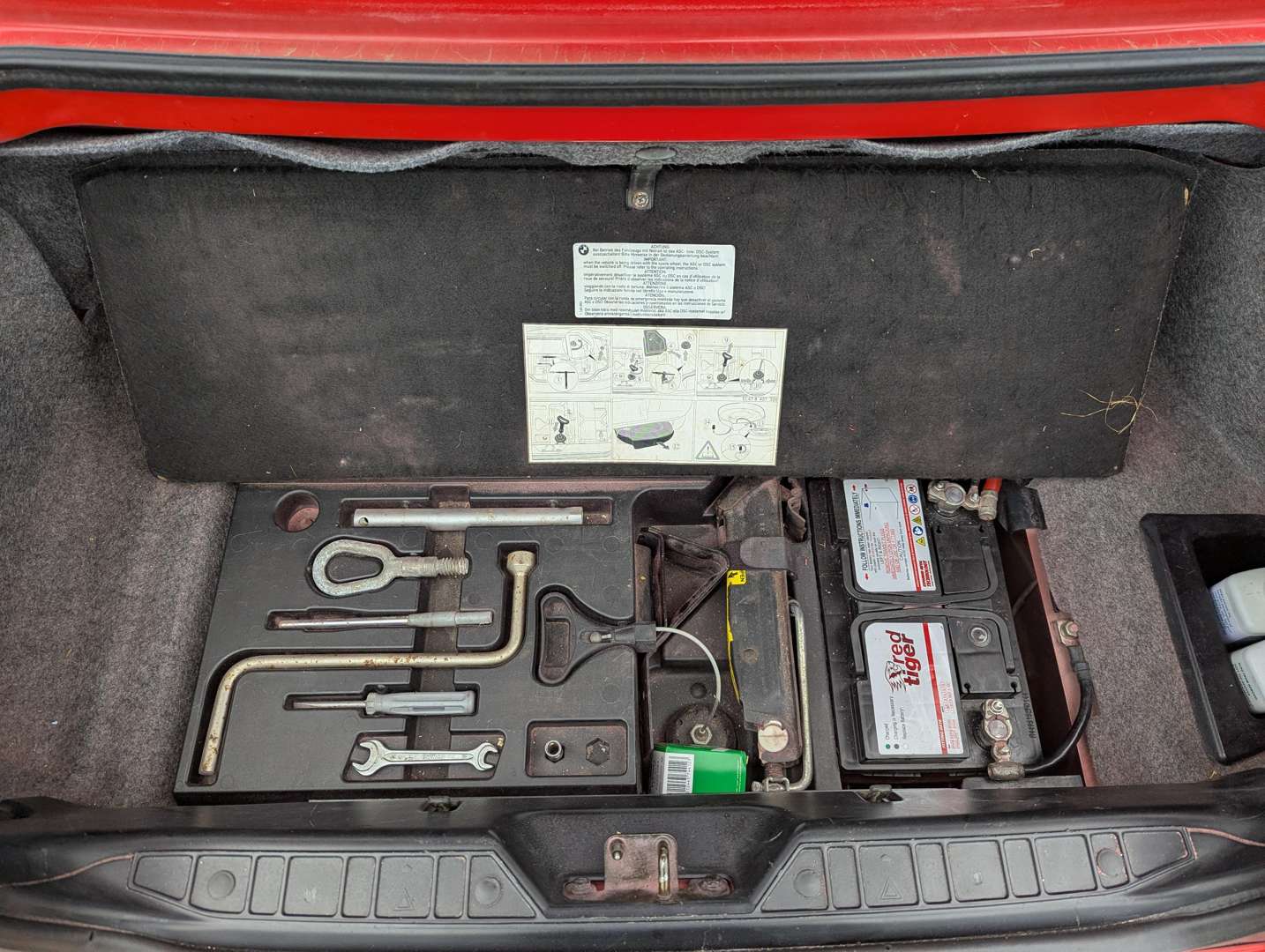 <p>1998 BMW Z3 2.8 WIDEBODY</p>