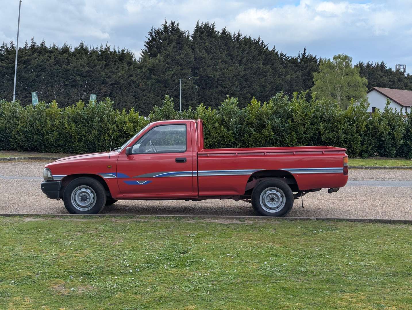 <p>1996 TOYOTA HI-LUX</p>