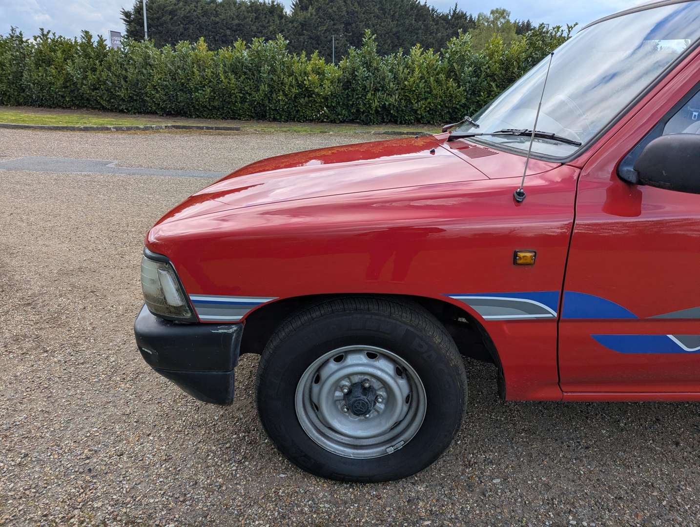 <p>1996 TOYOTA HI-LUX</p>