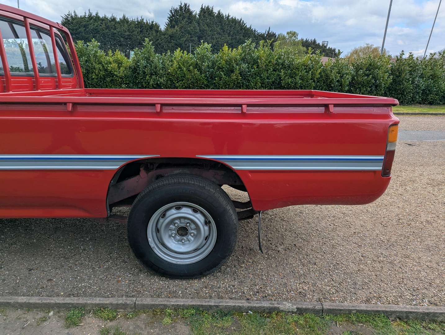 <p>1996 TOYOTA HI-LUX</p>