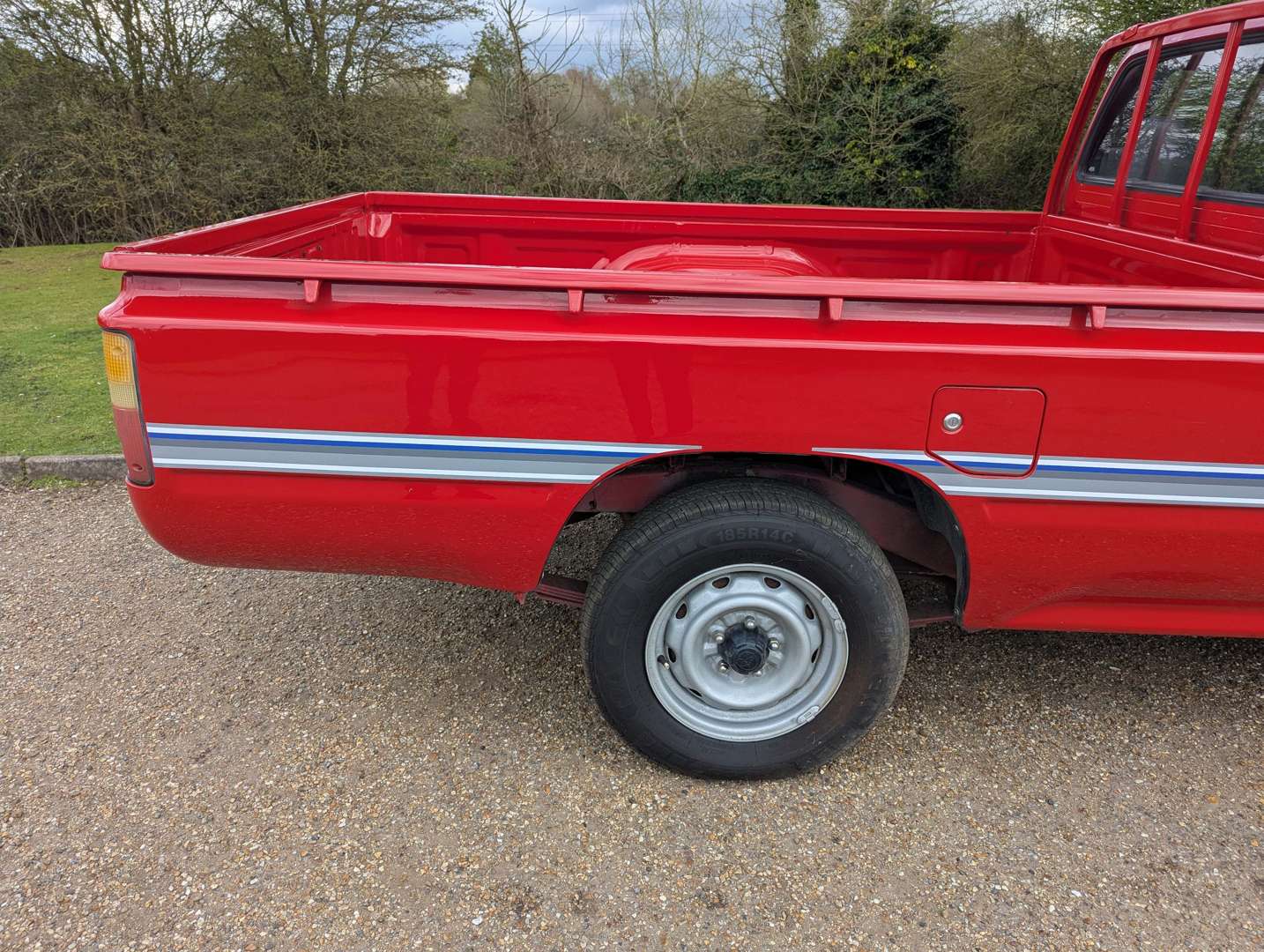 <p>1996 TOYOTA HI-LUX</p>