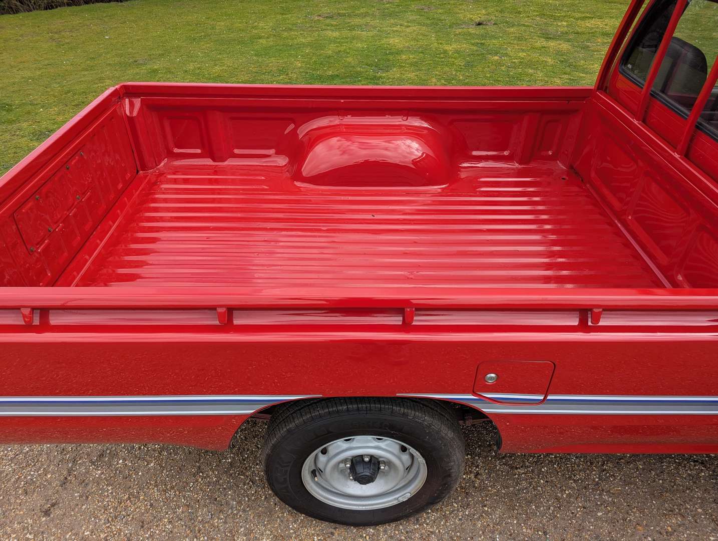 <p>1996 TOYOTA HI-LUX</p>