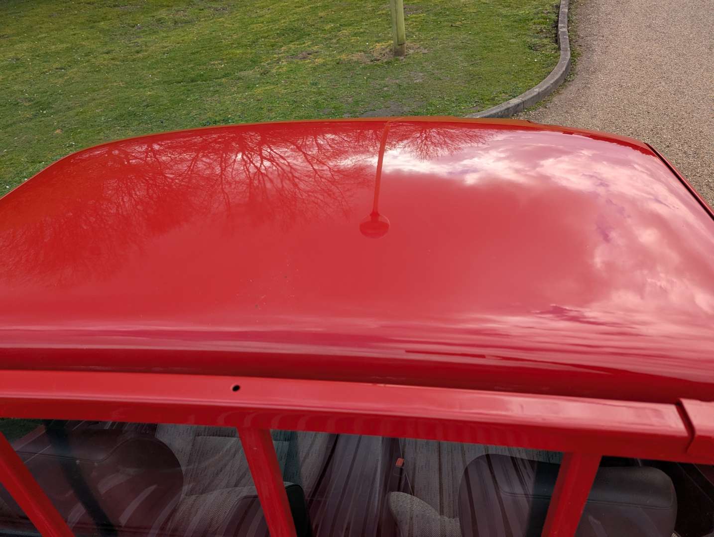 <p>1996 TOYOTA HI-LUX</p>