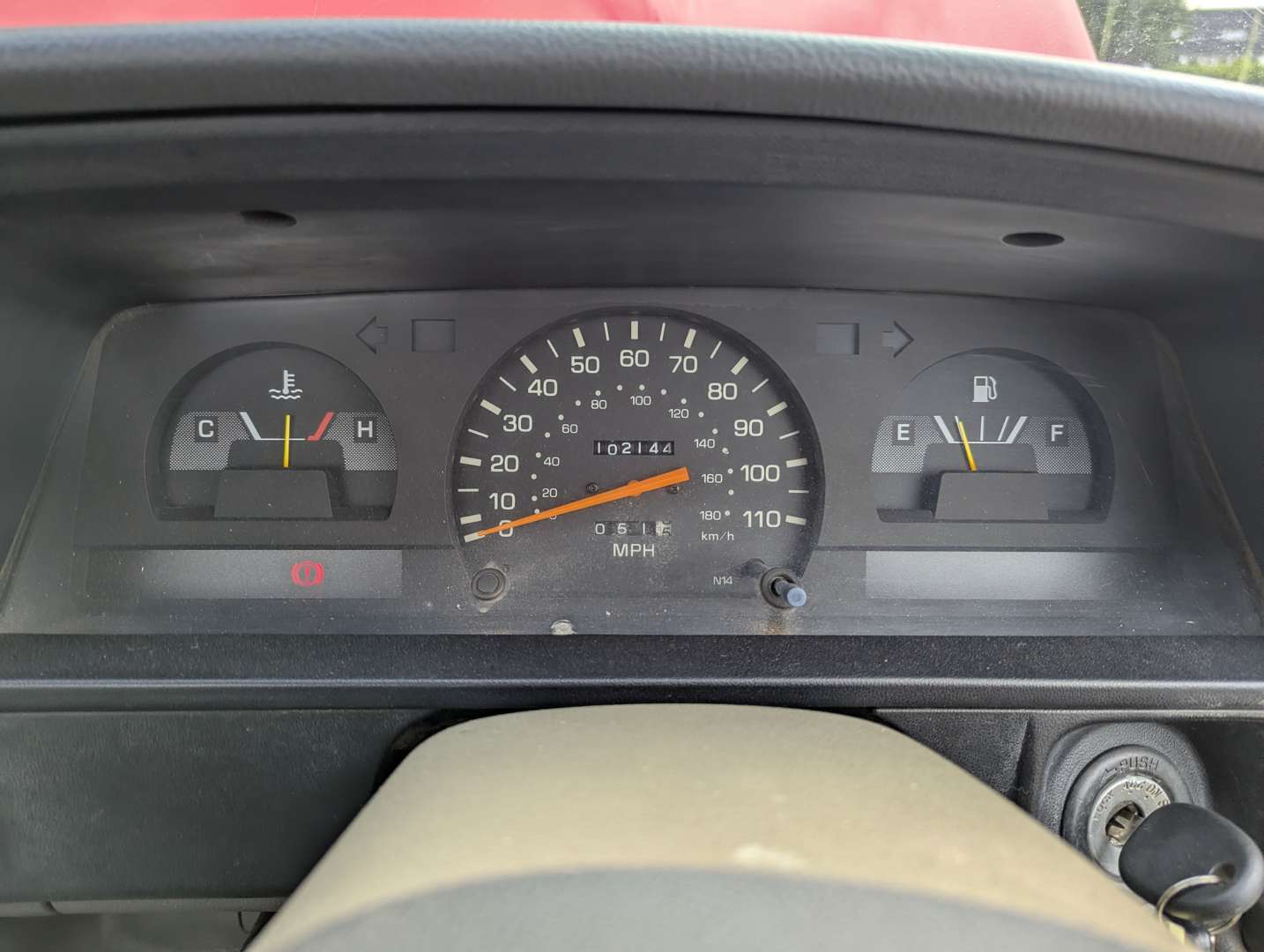 <p>1996 TOYOTA HI-LUX</p>