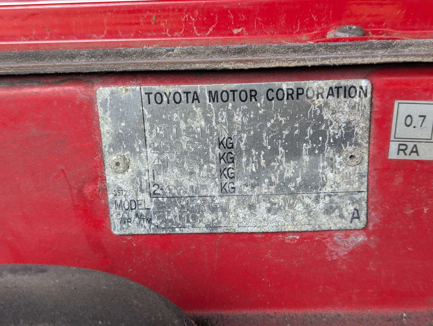 <p>1996 TOYOTA HI-LUX</p>