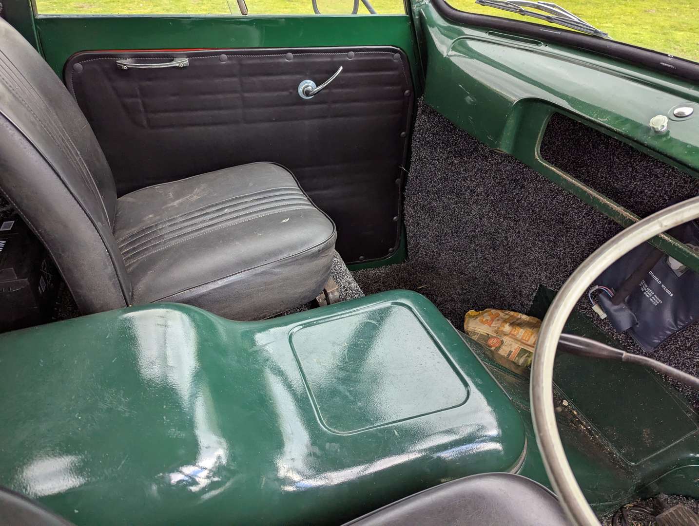 <p>1961 FORD THAMES PICK-UP</p>