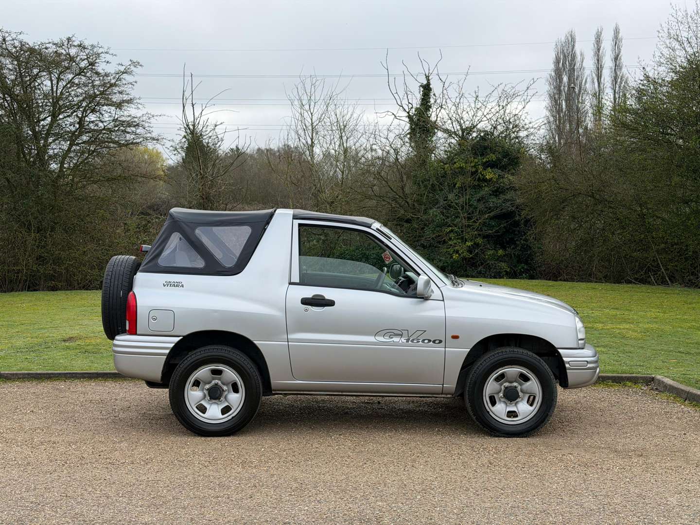 <p>2001 SUZUKI GRAND VITARA GV1600</p>