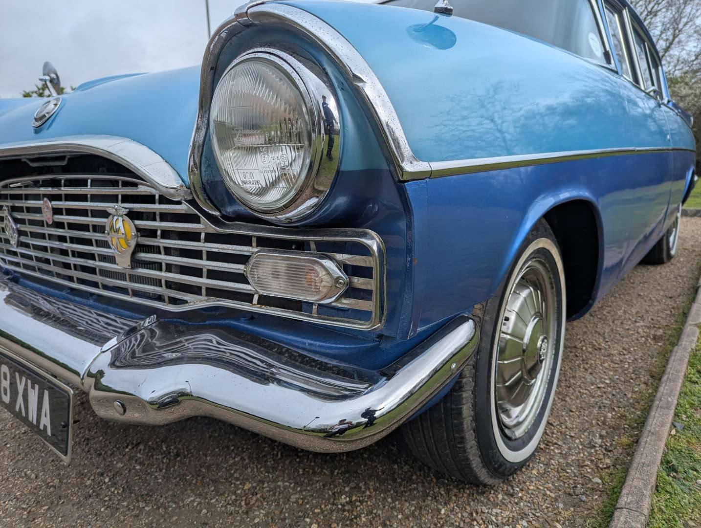 <p>1962 VAUXHALL CRESTA PA</p>