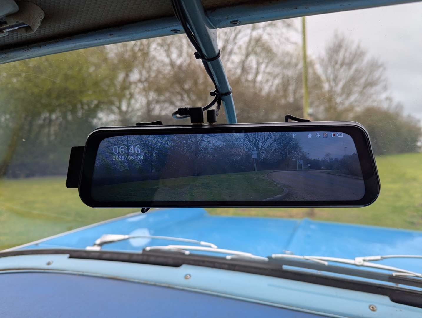 <p>1962 VAUXHALL CRESTA PA</p>