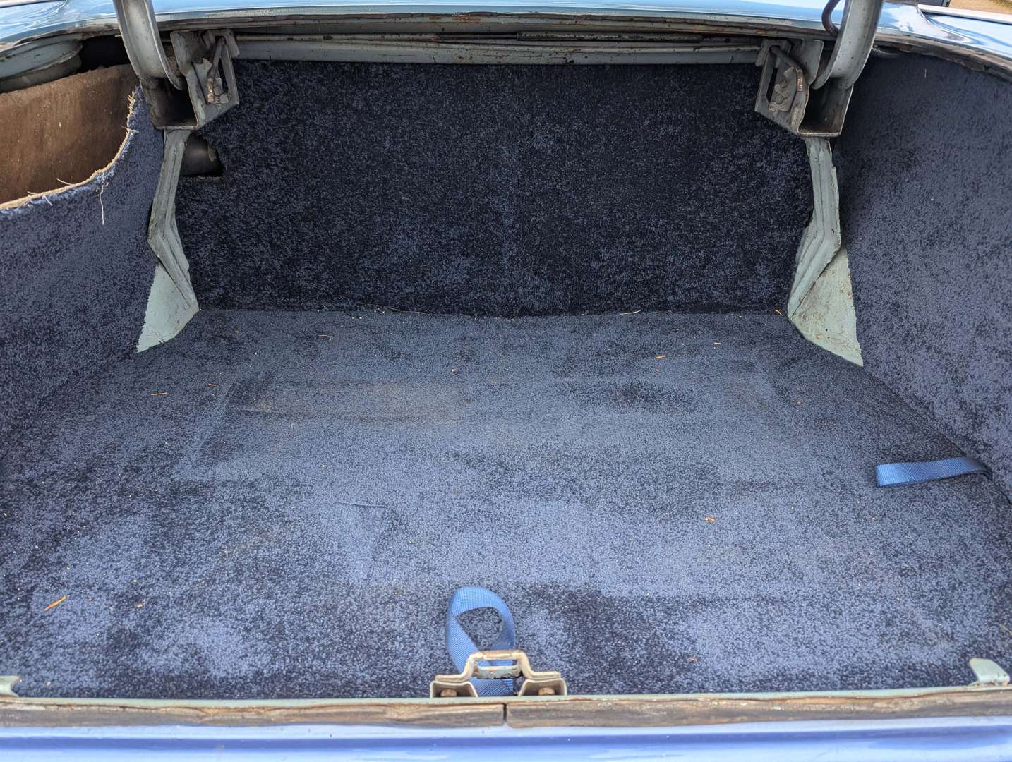 <p>1962 VAUXHALL CRESTA PA</p>