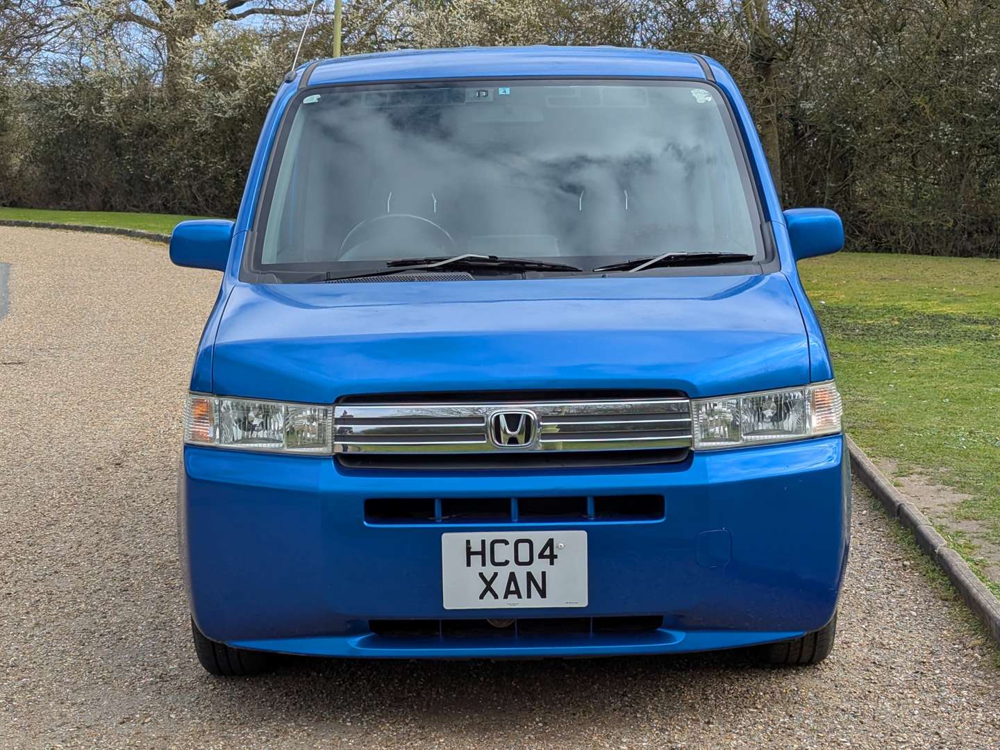 <p>2004 HONDA MOBILIO SPIKE</p>